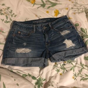 American Eagle Distressed Boyfriend Mid-Rise Short